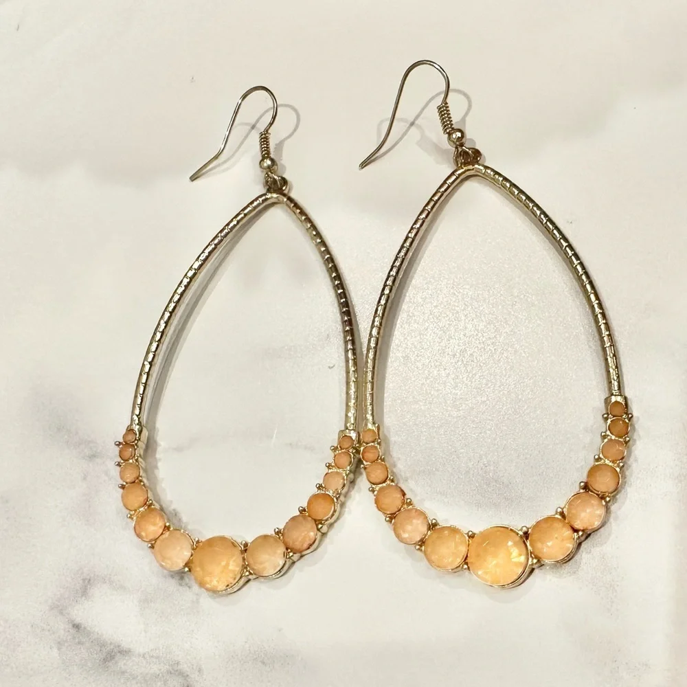 N/A gold tone